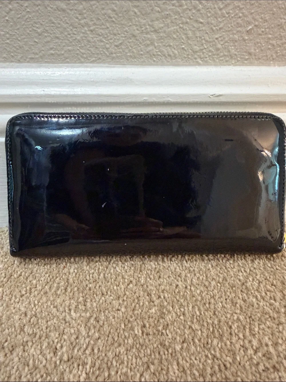 Authentic YSL Saint Laurent Belle de Jour Black Patent Leather Wallet